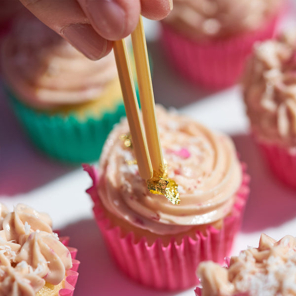 cupcakes - create this look - edible artisan gold leaf flakes - Original Artisan Gold
